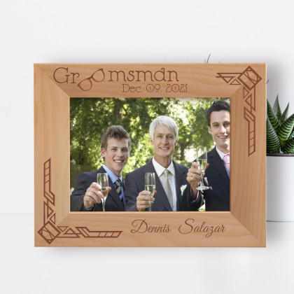 Groomsman Personalized Wooden Frame-7" x 5" Brown Horizontal