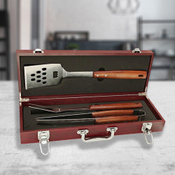 Personalized Christmas Barbeque Set, 3 Piece BBQ Set in Wood Case, Christmas Grilling Gifts