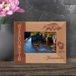 Wisconsin Personalized Wooden Frame-5" x 3 1/2" Brown Horizontal
