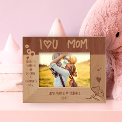 There Is Nothing As Sincere A Mother's Kiss Personalized Wooden Frame5" x 3 1/2" Brown Horizontal