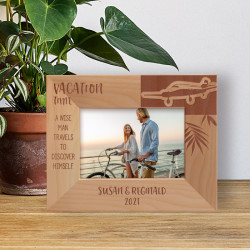 Vacation Time A Wise Man Travels To Discover Himself Personalized Wooden Frame-5" x 3 1/2" Brown Horizontal